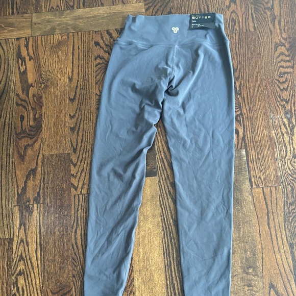 Aritzia Women Slate Gray Leggings - Picture 3 of 5